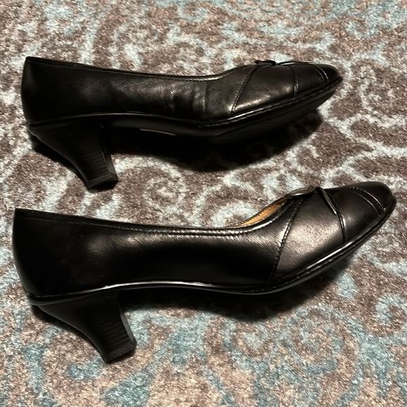Softspots Misa style with pillow top technology. / Size 9 / Black - Picture 3 of 5